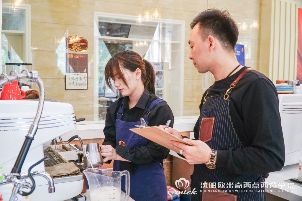 学习咖啡拉花来沈阳欧米奇