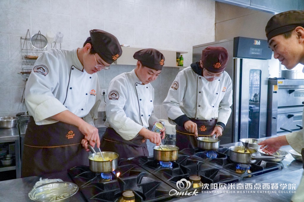 从课堂到创业：沈阳欧米奇西餐学员的“小而美”餐饮梦