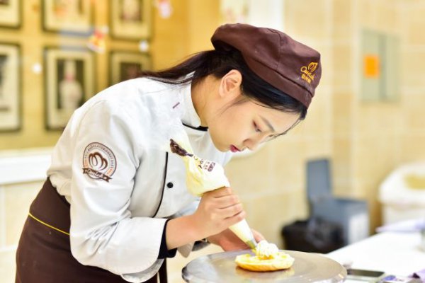 职业迷茫期的突围之路，学门技术重获职业新生