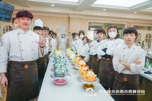 解锁夜经济密码：调酒师的职业新图景