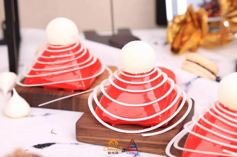 <b>大赛特辑：创新才能卓越，每一次成功都是千锤百炼的凝聚</b>