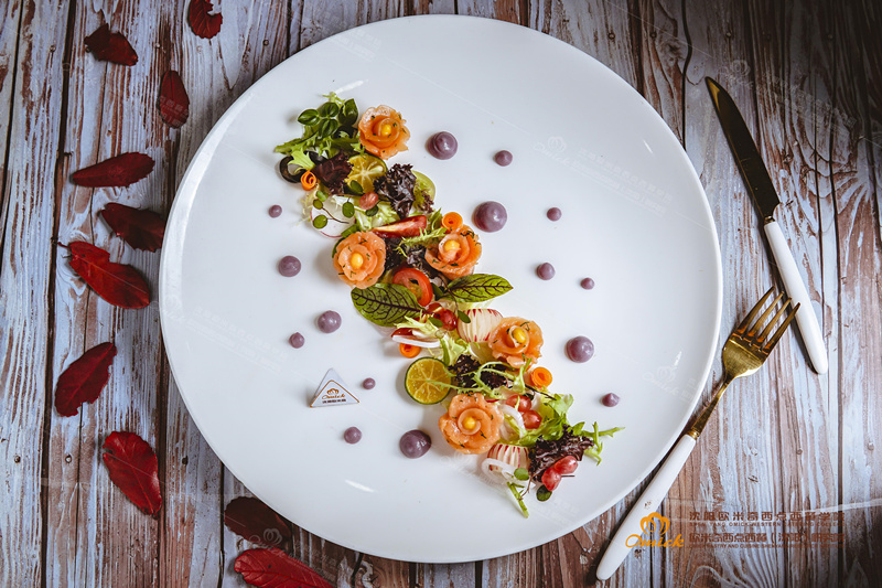 <b>西餐中的三文鱼你了解么_西餐技能培训学校</b>