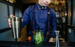 <b>调酒师如何掌握调酒艺术的奥秘</b>