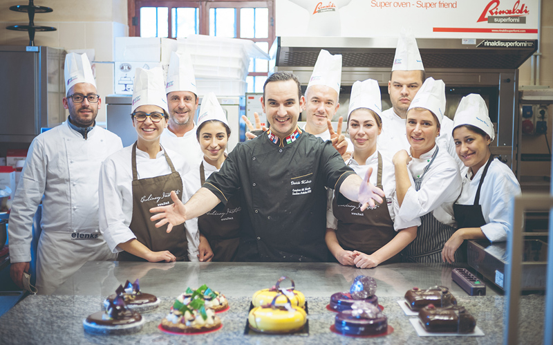 <b>一年之际在于春，想学习西点西餐现在就要开始行动咯！</b>