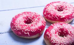 <b>甜品制作俏皮甜点甜甜圈</b>