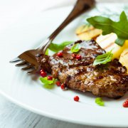 <b>西餐制作会吃不会读的十款西餐配菜</b>