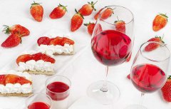 <b>甜品配酒——微醺的甜蜜时刻_蛋糕面包饼干制作培训</b>