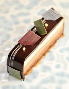 <b>解构慕斯蛋糕丝滑的秘密_西点蛋糕入门烘焙培训学校</b>