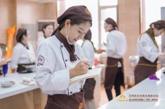 <b>沈阳欧米奇新生答疑</b>