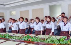 新生入学季| 沈阳欧米奇开学了，你选好学校了吗？