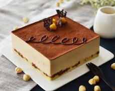 <b>蛋糕中的极品，大歌剧院蛋糕_西点蛋糕烘焙学习</b>