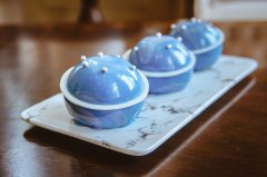 <b>西点烘焙学校：淋面的一些注意事项_法式甜品制作</b>