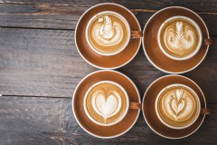 <b>圣诞必喝咖啡指南 | 搭配甜点更幸福！_西点烘焙培训</b>