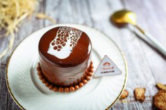 <b>史上全淋面技巧_烘焙技术培训</b>