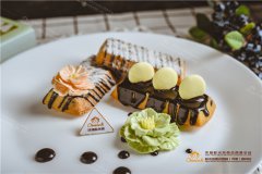 <b>还在犹豫要不要学西点烘焙？_新手学做蛋糕</b>