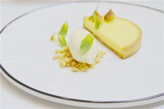 <b>为什么说会做甜点的女生美好？_学习西点烘焙简单吗</b>