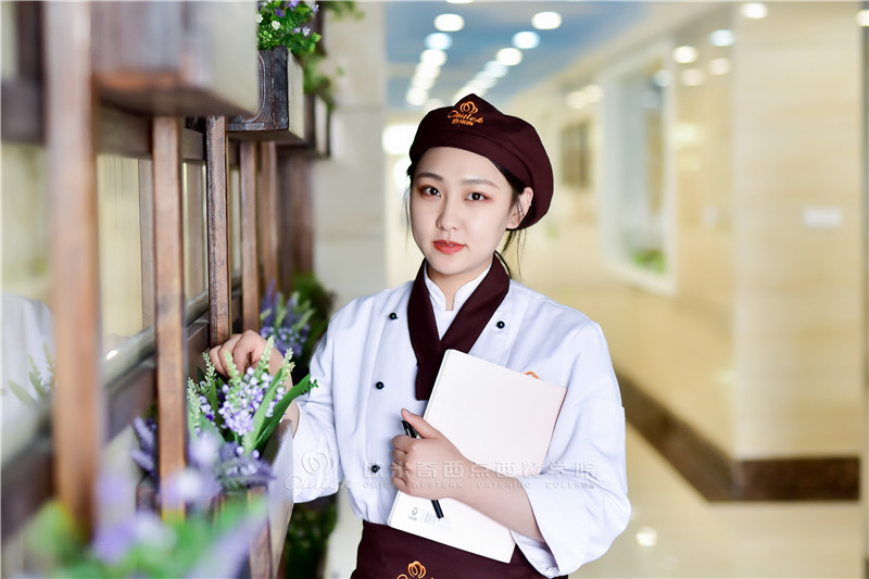 入学答疑丨女生学习西点烘焙好吗?看完这个再做决定!