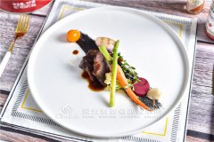 <b>还在纠结西餐培训效果，别人都已经月薪上万了_初中生学西</b>